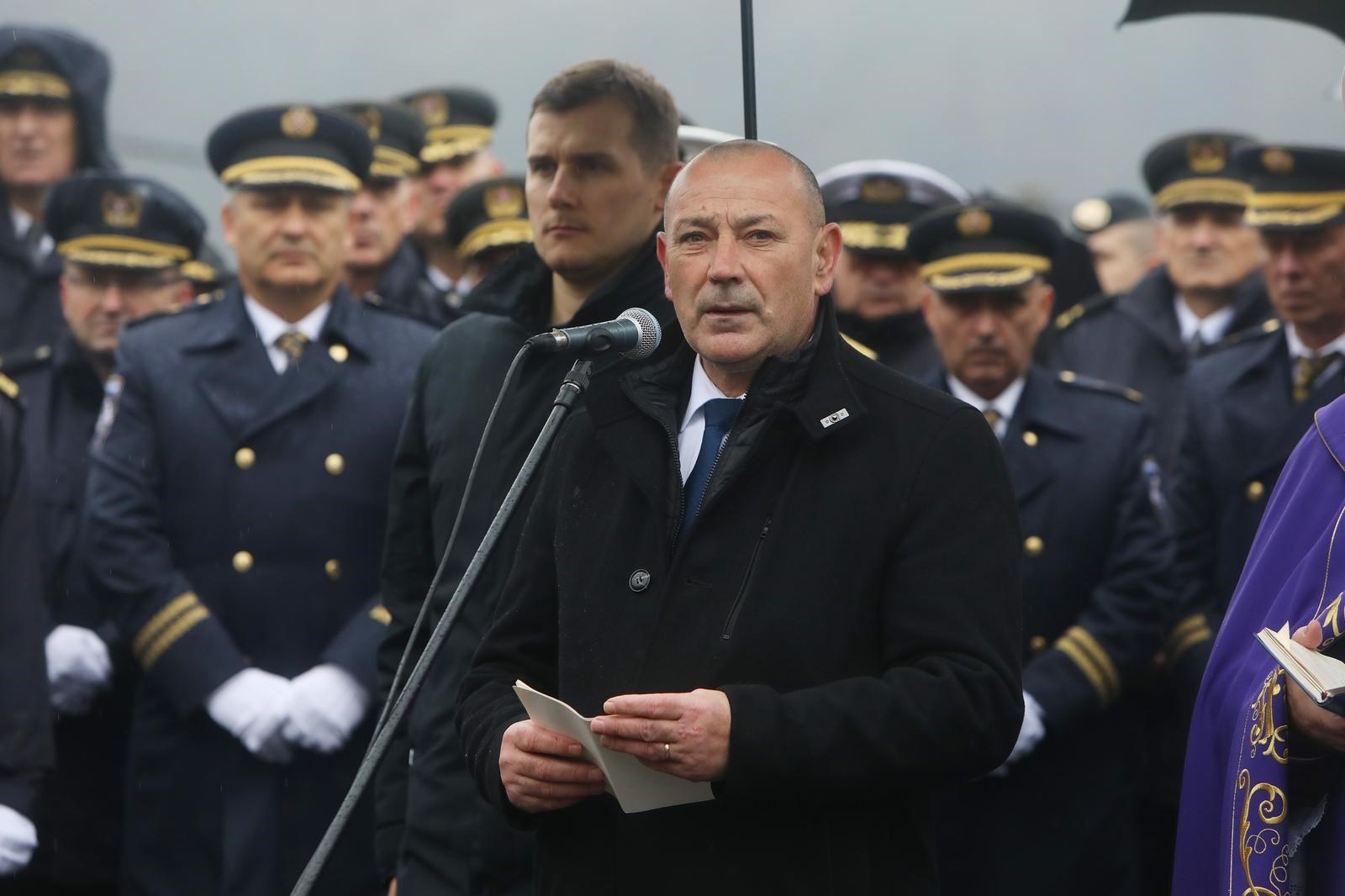 Medved Daliću i igračima: Borite se za našu Hrvatsku kao mi branitelji