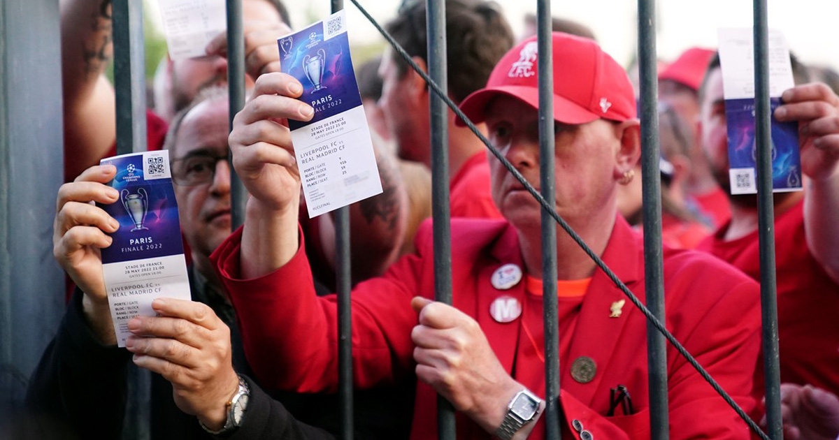 Daily Mail: Liverpoolovi navijači su u finalu LP-a izbjegli novi Hillsborough