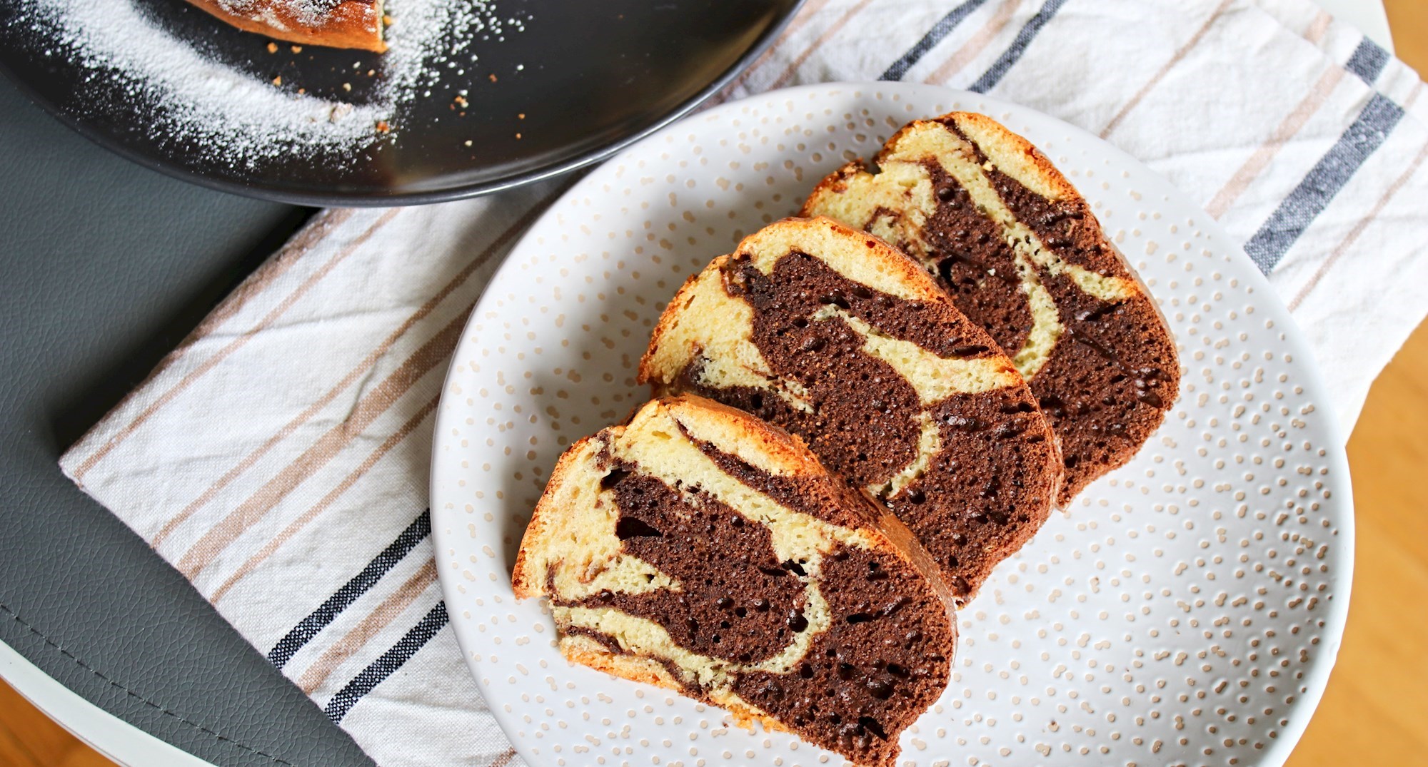 Recept koji uvijek dobro dođe: Brz, fin i jeftin mramorni kuglof