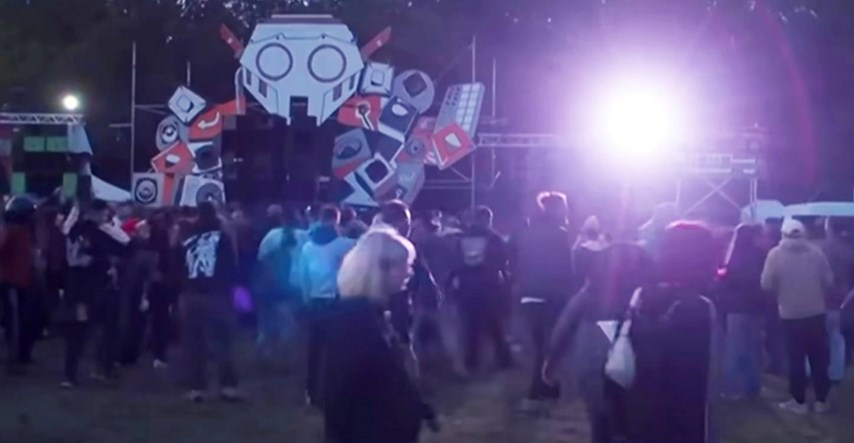 Ilegalni techno festival u Francuskoj: Stiglo već 30.000 ljudi, pokrenuta istraga