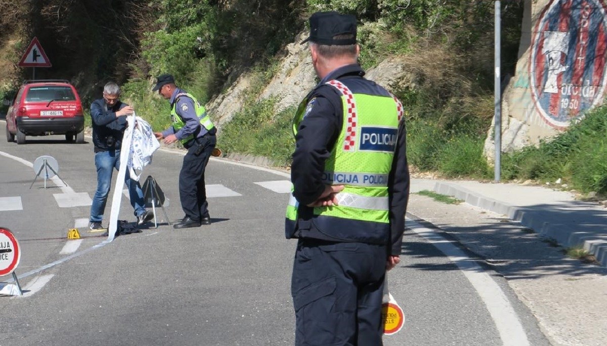 Nesreća na ulazu u Omiš, više osoba ozlijeđeno. Cesta zatvorena za promet