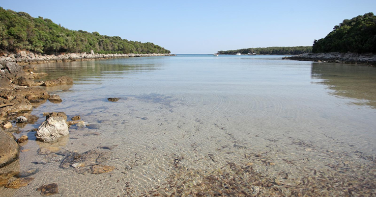 FOTO Na ovoj hrvatskoj plaži nikad nema gužve, no do nje ne možete doći autom