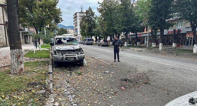 Izrešetan auto s ruskim vojnicima u Nagorno-Karabahu, više je poginulih