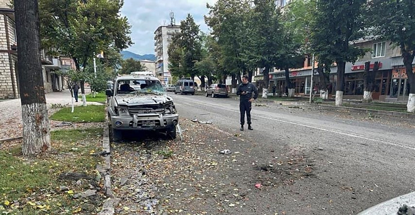 Izrešetan auto s ruskim vojnicima u Nagorno-Karabahu, više je poginulih