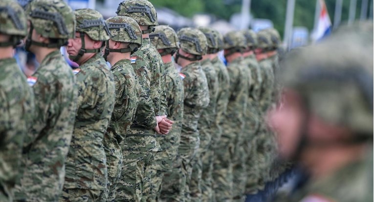 Anušić vojnicima diže dobnu granicu za odlazak iz službe