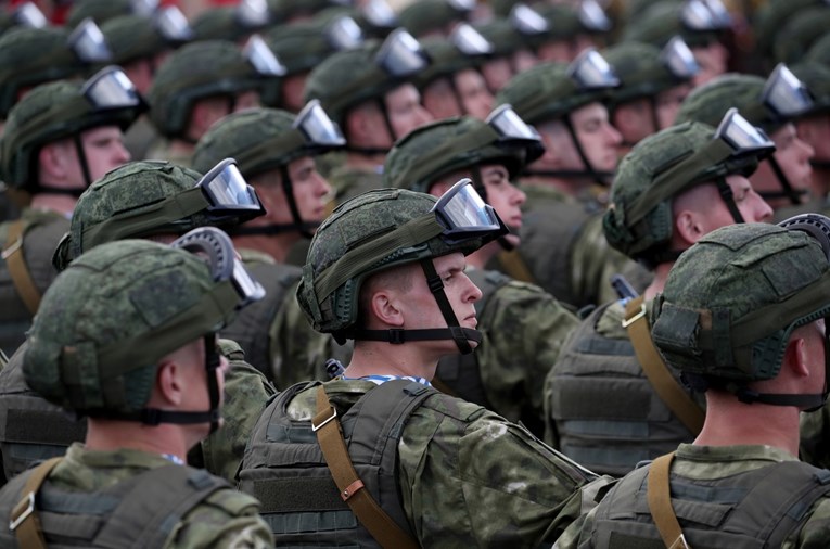 Bjelorusija hitno poziva vojne pričuve na dužnost uz zapadnu granicu