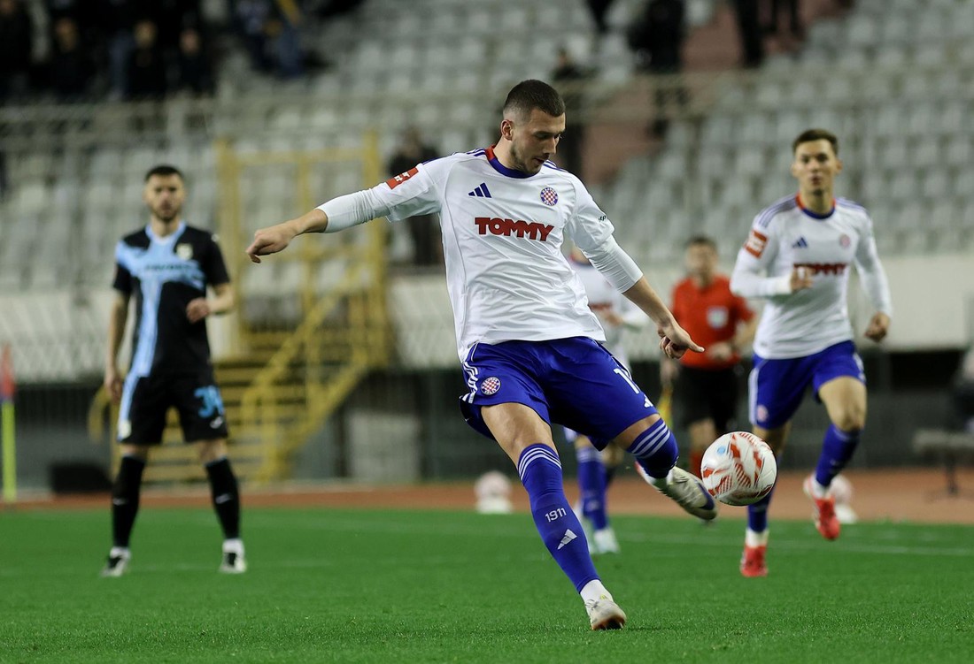 Hajdukov nogometaš Dario Marešić postao otac