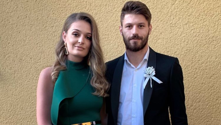 Bruno Petković otkrio s kim je išao na bratovo vjenčanje nakon prekida s curom