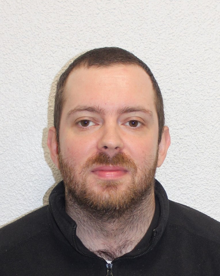 Britanka i partner zlostavljali njezina sina, umro je. Oni ga ismijavali u porukama