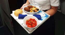 Bloger Nik piše recenzije hrane u avionima. Evo što kaže za Croatia Airlines