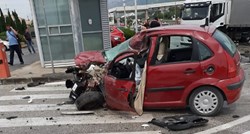 Teška prometna u Solinu: Sudarili se auto i kamion, jedna osoba završila u bolnici