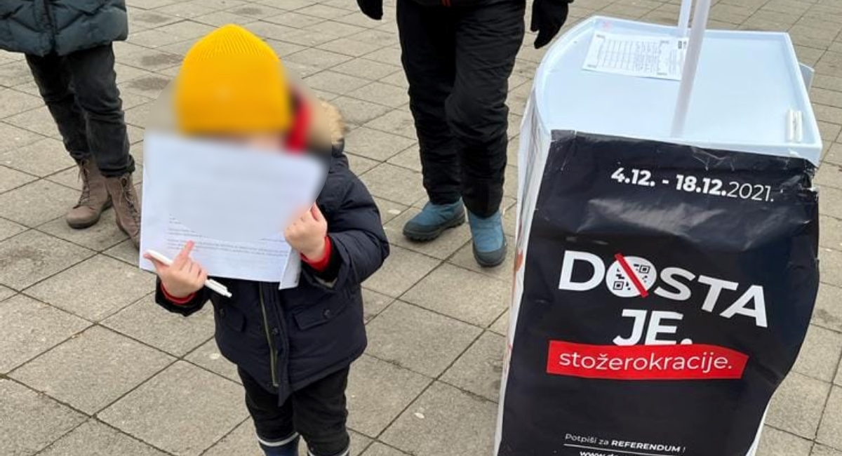 Zvonimir Troskot koristi dječaka za reklamiranje referenduma protiv covid-potvrda