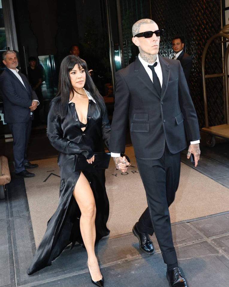Kourtney (47) i Travis (50) bili na crvenom tepihu nakon dvije godine