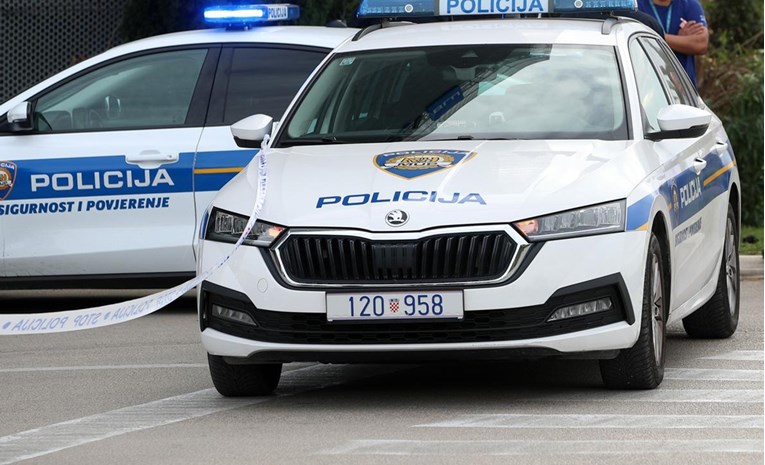 Splitska policija traži svjedoke nesreće, žena pala s mopeda