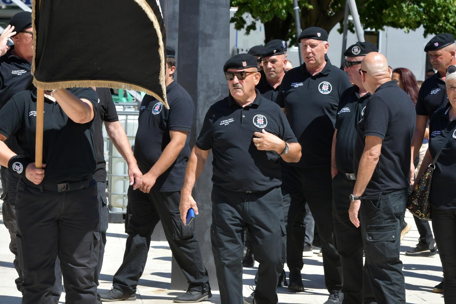 Skejo pobjesnio na veterane koji su ustali protiv veličanja HOS-a