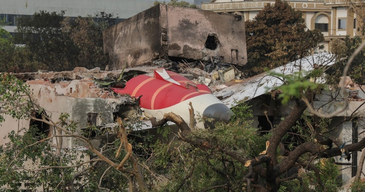 Pronađene crne kutije iz nesreće u Indiji u kojoj je poginulo 270 ljudi