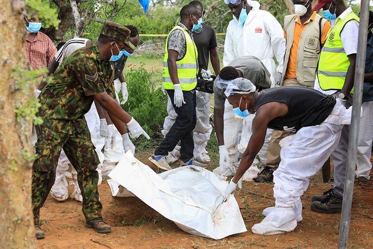 Stotine mrtvih i nestalih u Keniji: Izgladnjivali se do smrti da bi vidjeli Isusa
