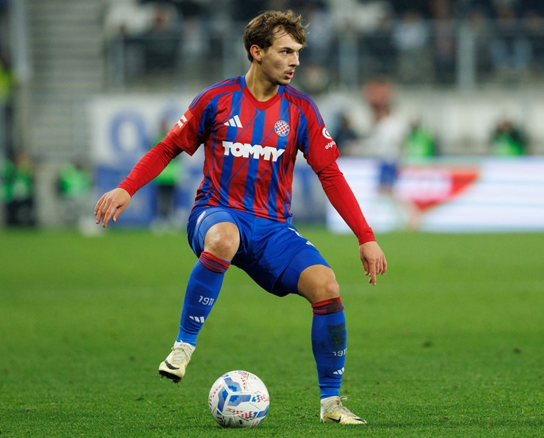 Romano: Klub iz Premier lige želi dovesti Niku Sigura