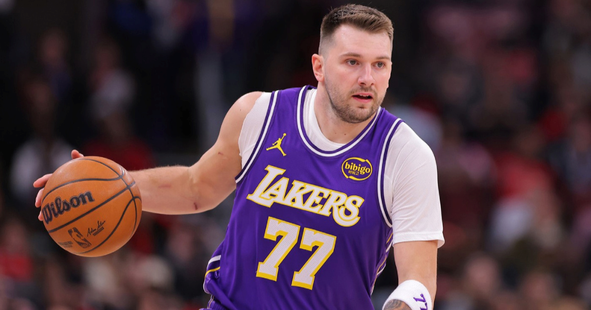 Fenomenalni Dončić vodio Lakerse do pobjede protiv Bullsa