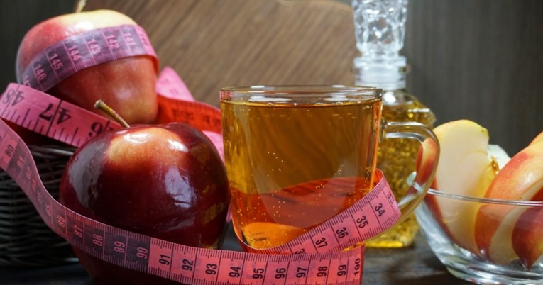 Od snižavanja kolesterola do mršavljenja: Evo koje sve dobrobiti ima jabučni ocat