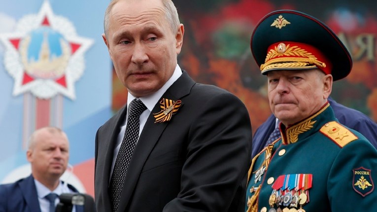 Putin otkazao vojni mimohod za Dan pobjede