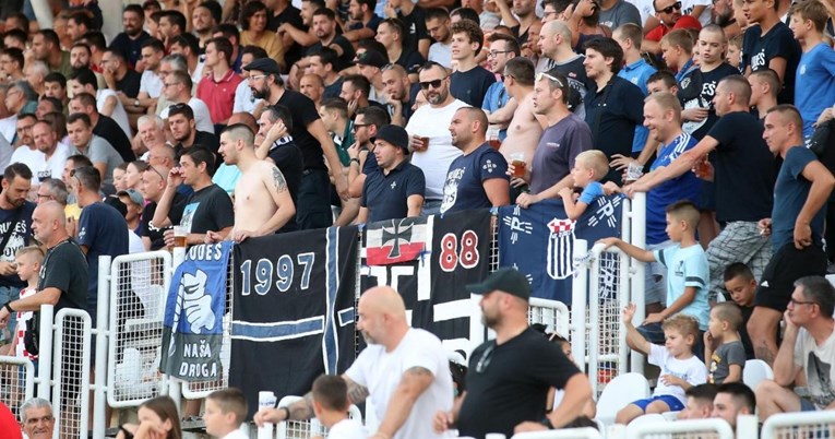 Nacistički simboli na utakmici Rudeša i Hajduka u Kranjčevićevoj