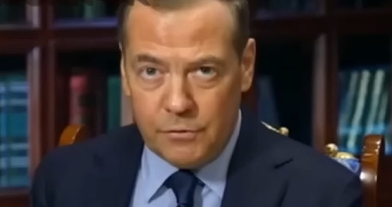 VIDEO Medvedev citirao ruskog pjesnika: Poljacima je nametnuta lažna narodnost