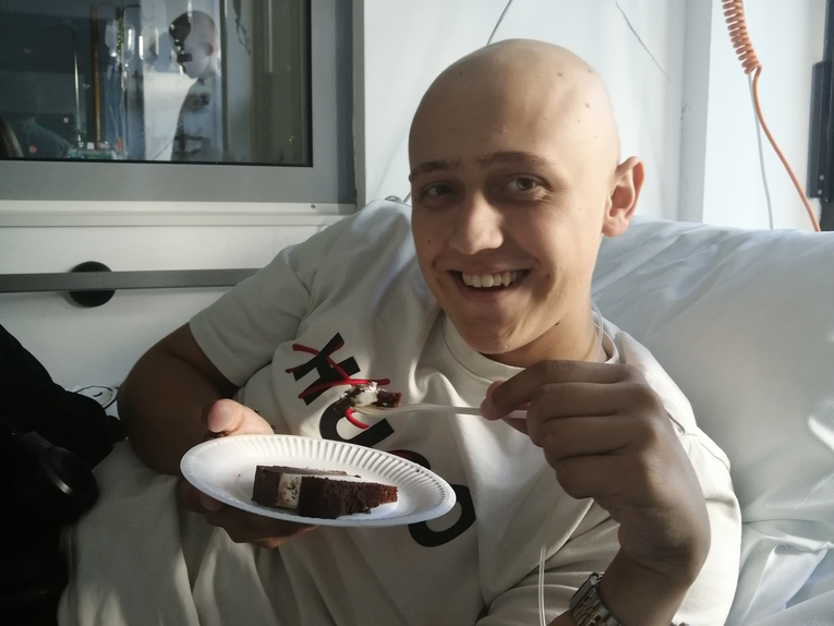 VIDEO Mihael (18) je umro od rijetkog tumora. Tata je sad dovršio njegovu videoigru