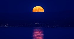 Fotografije Supermjeseca iznad Splita su predivne