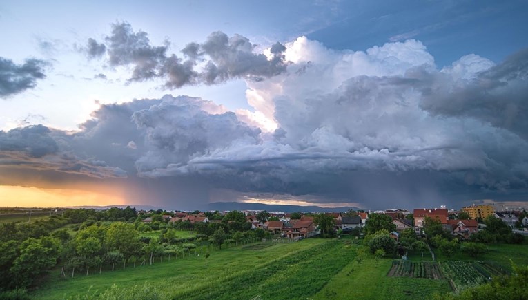 Stiže jaka promjena. Obilna kiša, moguće oluje, tuča i pijavice