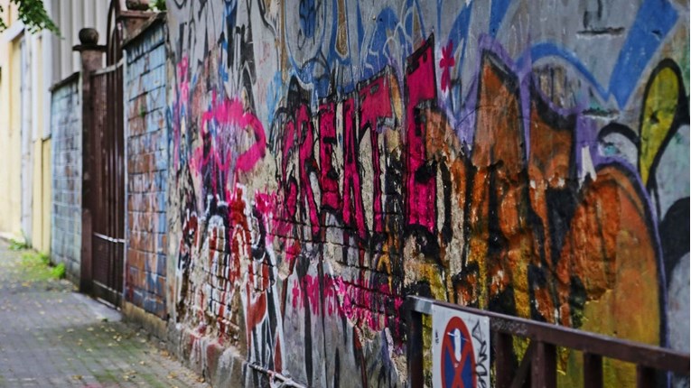 Zagreb ima problem s uklanjanjem grafita. Nitko ne želi raditi taj posao