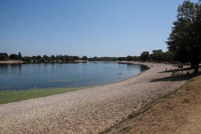 Ukinuta većina kupališta na Jarunu