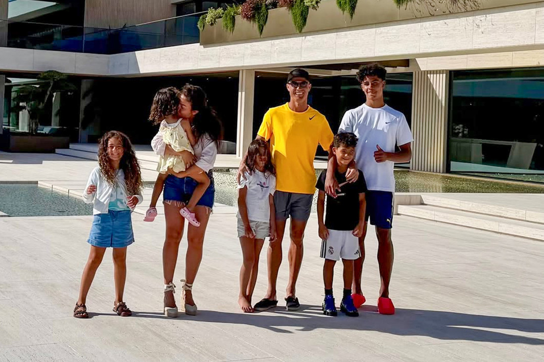 Cristiano Ronaldo na luksuznom odmoru s obitelji prije početka Svjetskog prvenstva