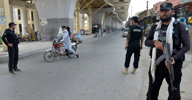 Militanti napali policiju u Pakistanu, pet policajaca poginulo 