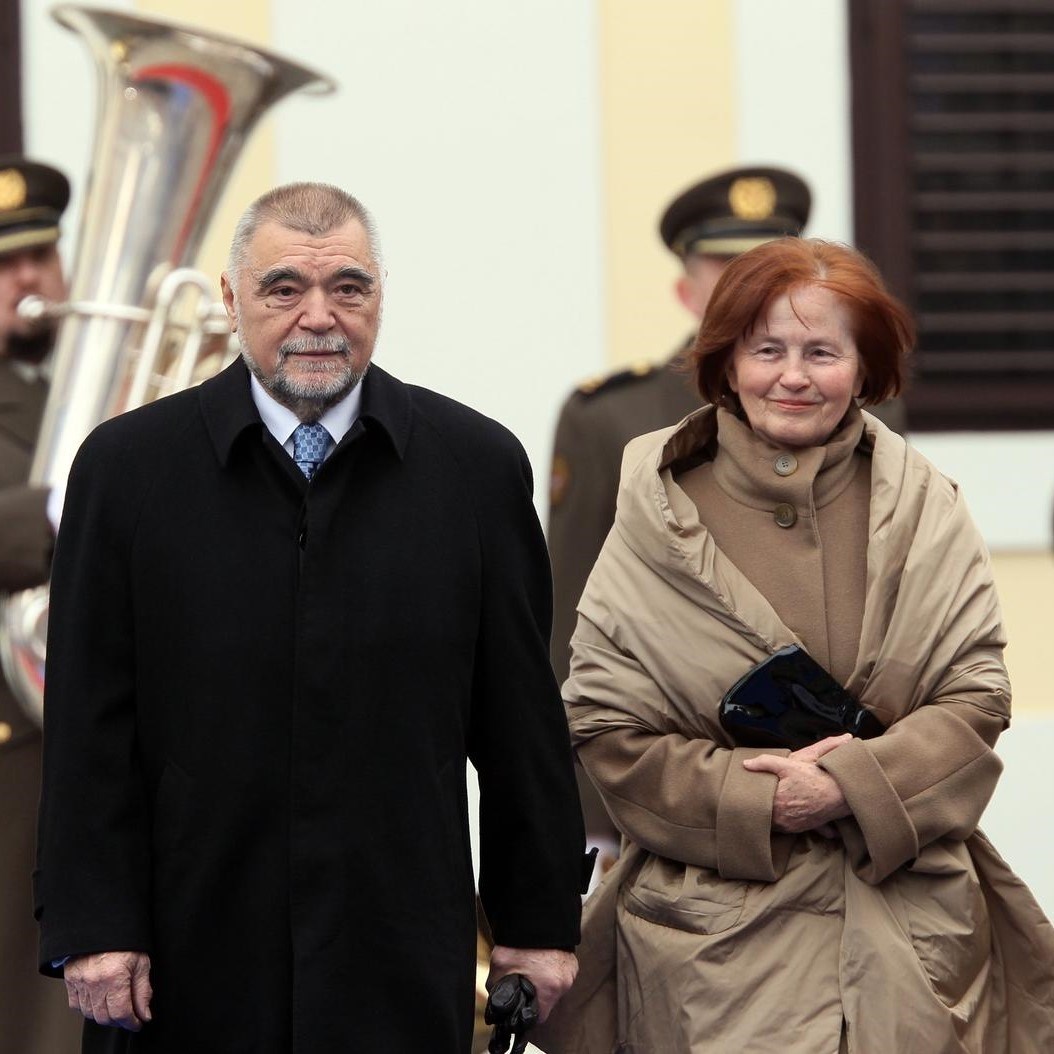 Umrla supruga Stipe Mesića