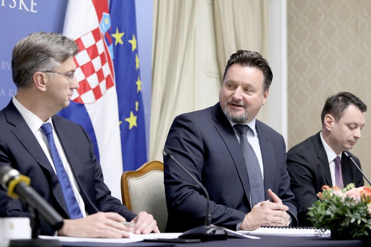 Bačić: Sinoć smo dali još vremena Plenkoviću i Kuščeviću da rasprave o svemu