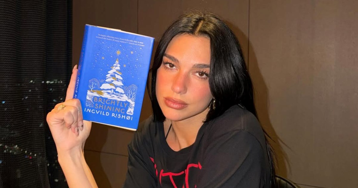 Blagdanska manikura Due Lipe izgleda wow, a napravi se u par koraka