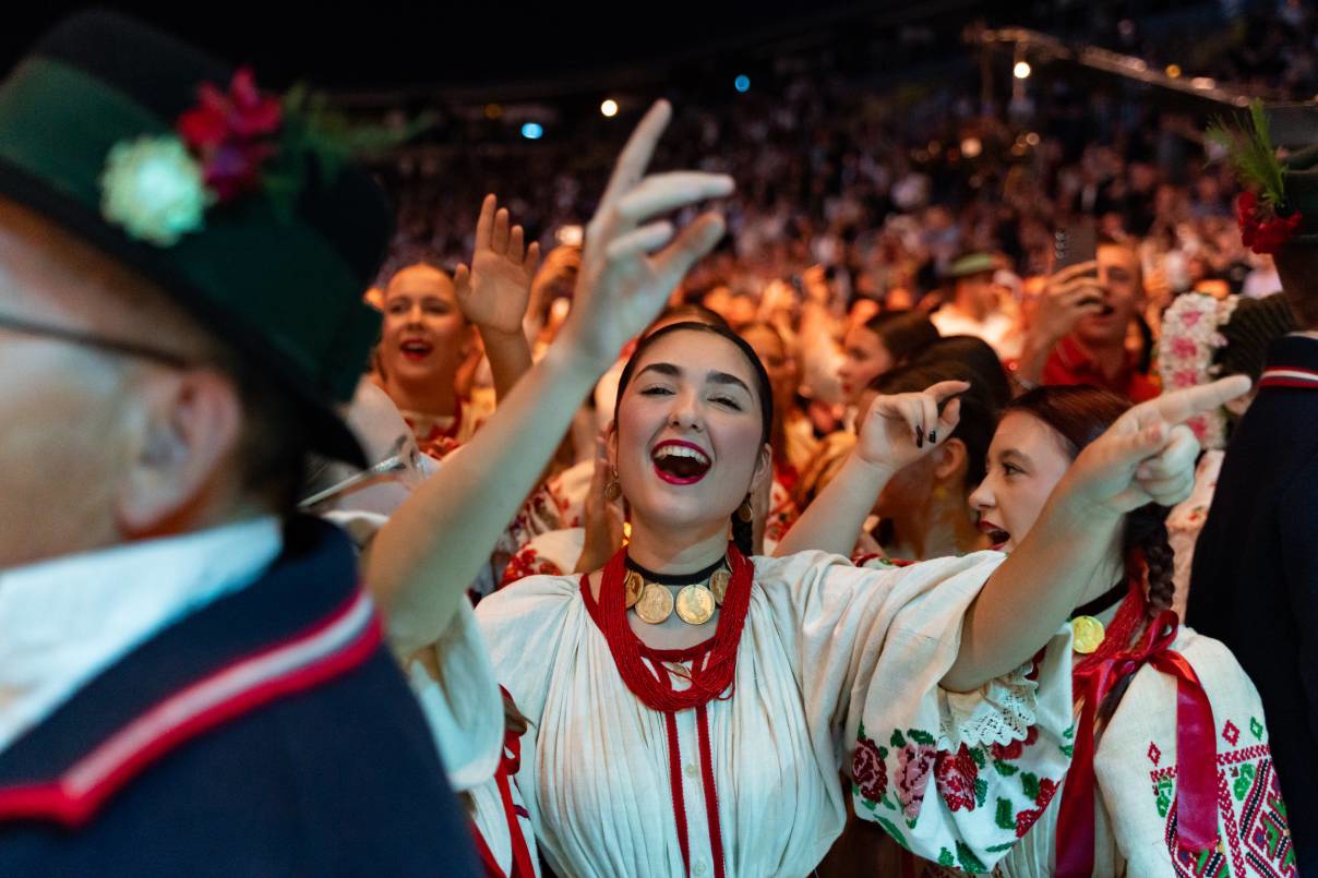 Šokačka rapsodija proslavila 20 godina u rasprodanoj Areni Zagreb