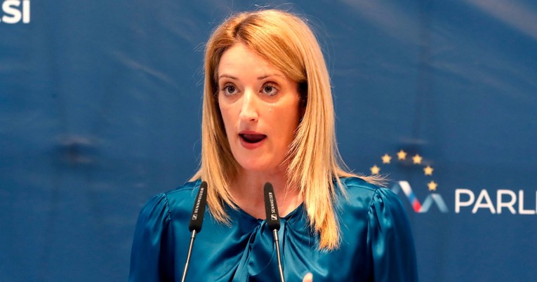 Metsola: Ukrajina treba postati kandidatkinja za članstvo u EU
