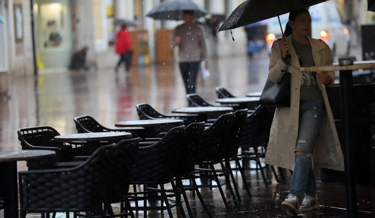 Danas će padati kiša, mogući jaki pljuskovi s grmljavinom i vjetrom