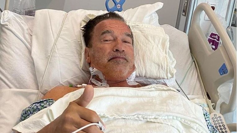 Arnold Schwarzenegger javio se iz bolničkog kreveta