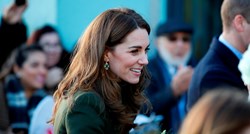 Stajliš kaput Kate Middleton dokaz je da joj nijedan trend ne može promaknuti