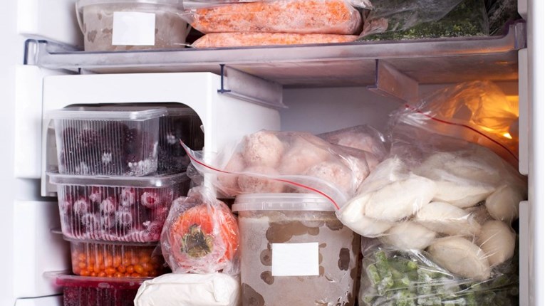 Ovih 7 namirnica trebate izbaciti iz hladnjaka, rok trajanja im nije vječan