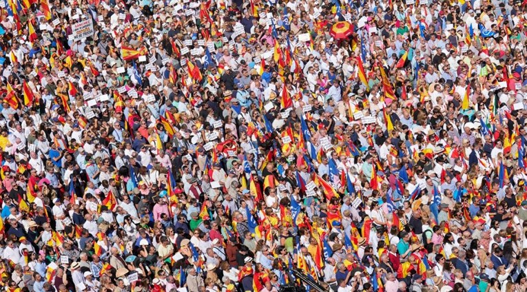 U Madridu ogroman prosvjed protiv amnestije za organizatore referenduma u Kataloniji