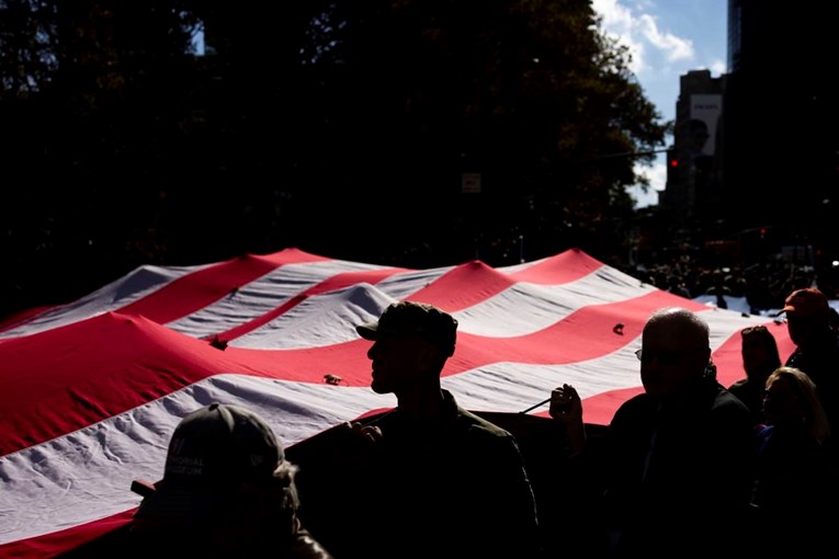 Sprema se golema vojna parada na Trumpov rođendan. Vidio je francusku pa poželio veću