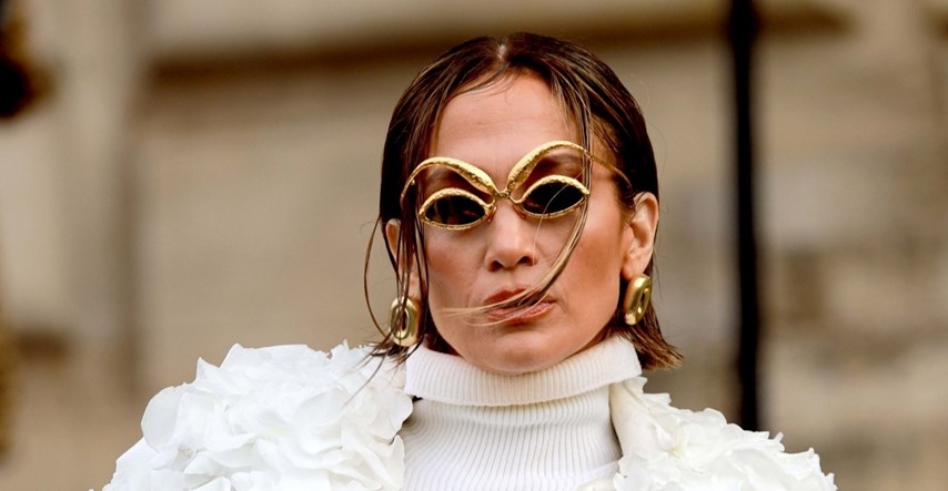 "Zastrašujuće": Jennifer Lopez privukla pažnju upečatljivim sunčanim naočalama
