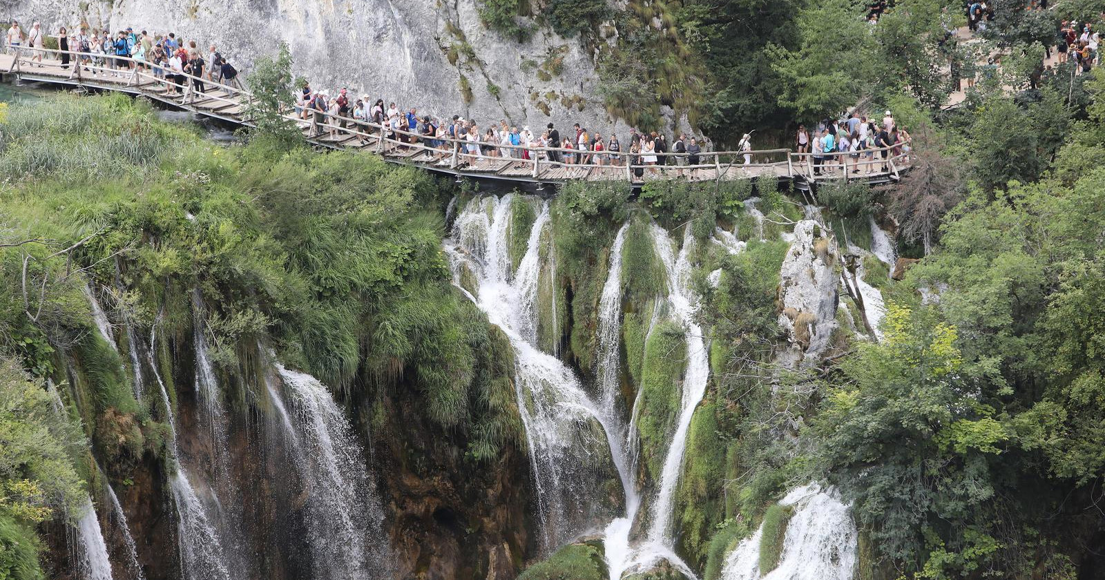 Plitvice, Krka i Vransko jezero dobivaju milijune za obnovu prirodnih područja