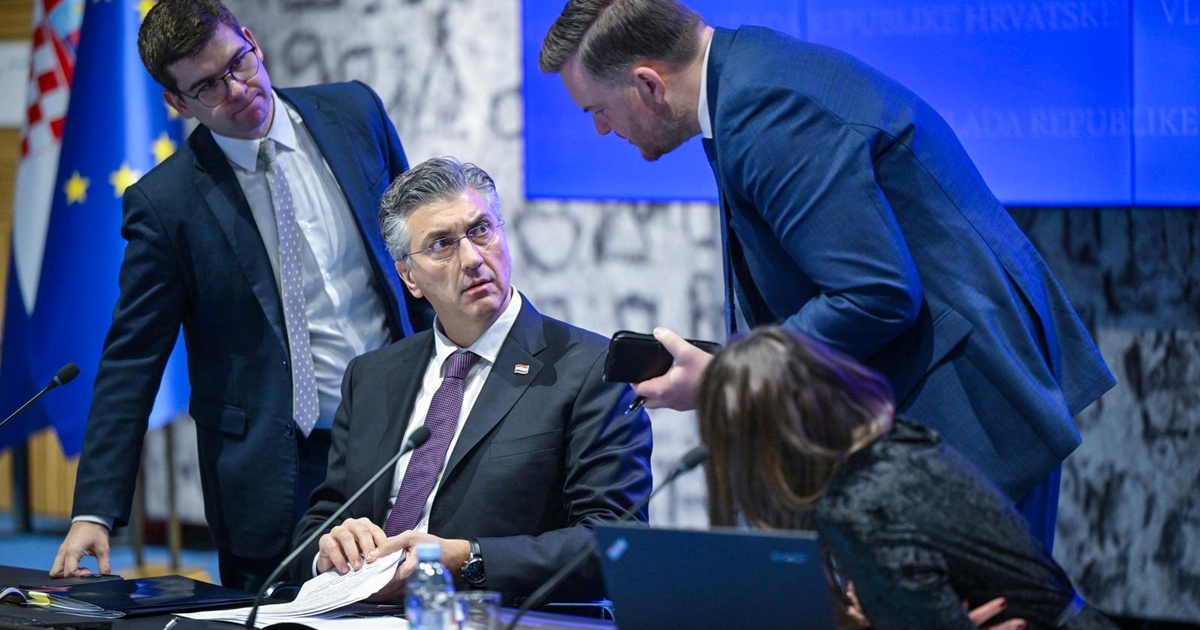 Plenković: Otvoreno 27.500 računa s paketom besplatnih usluga