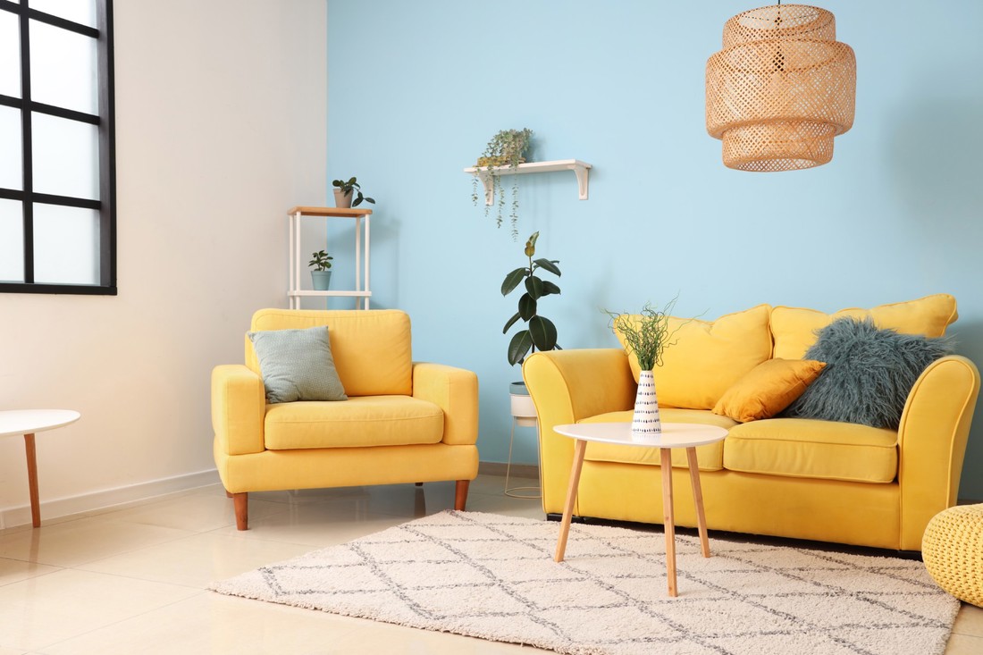 Zašto su svi poludjeli za kombinacijom žute i plave?