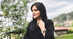 Djevojku u Iranu uhitili zbog hidžaba, umrla je
